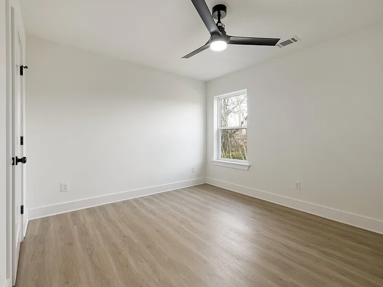 316A Tampa Dr — Photo 4
