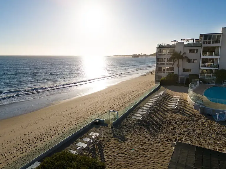 Step into serenity at our Carbon Beach vacation rental with style.