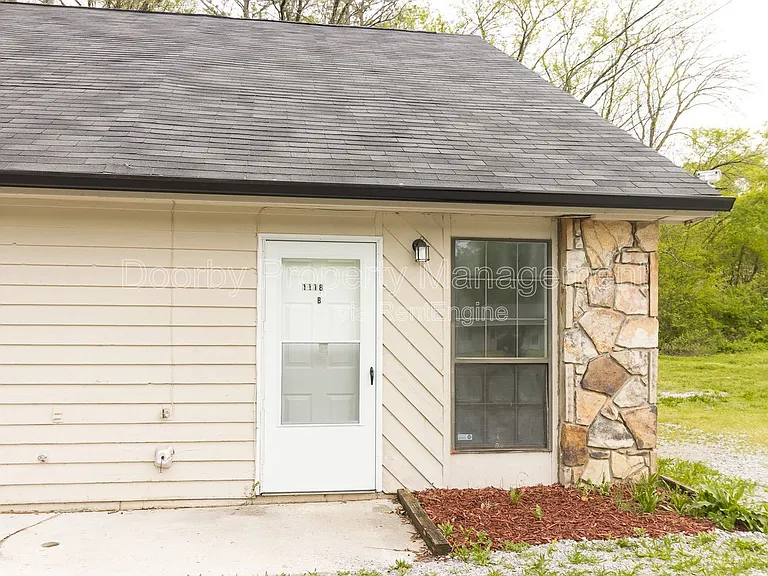1118 McBrien Rd #B — Photo 12