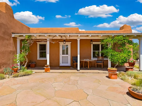 133 Sierra Azul, Santa Fe, NM 87507