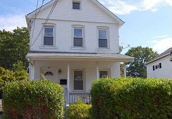 1st image of 22 Chestnut St