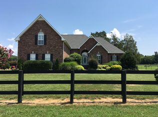1625 S Lovvorn Rd, Christiana, TN 37037