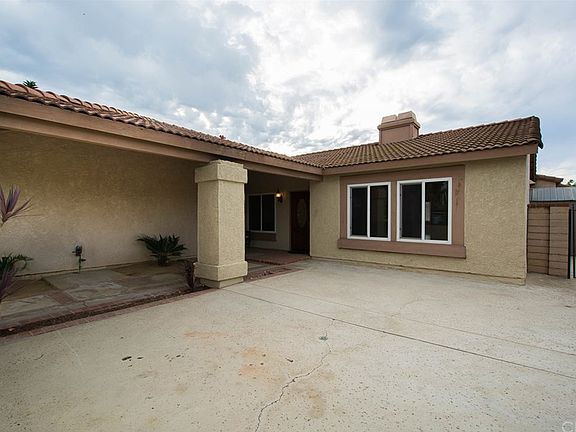 4th image of 657 Featherwood Dr