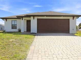 1317 NE 2nd Ave, Cape Coral, FL 33909