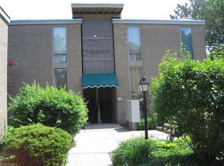 6680 Chaffee Ct #50, Brecksville, OH 44141