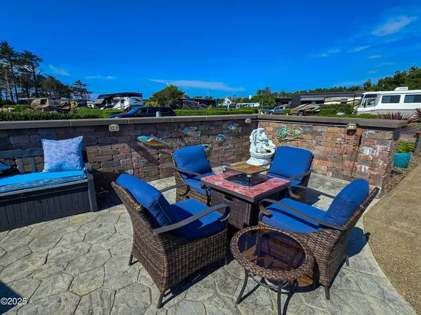 6225 N Coast Hwy Lot 40, Newport, OR 97365