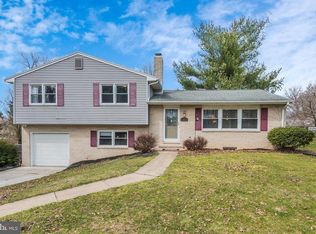 61 Moongale Dr, Carlisle, PA