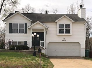 7718 Locust Dr, Barnhart, MO 63012