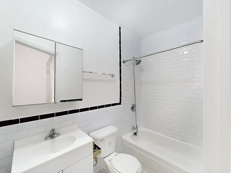2074 Frederick Douglass Blvd #B — Photo 10