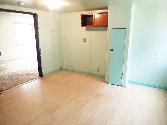 4th image of 10605 E 11th Ave