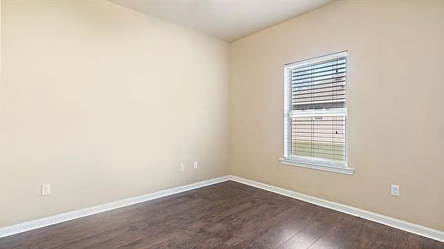 42189 Broadwalk Ave — Photo 14