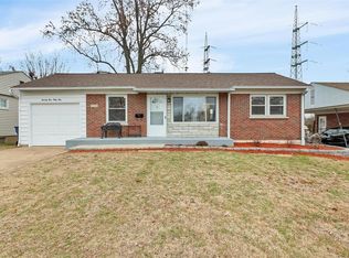 7944 Birkenhead Dr, Saint Louis, MO 63123