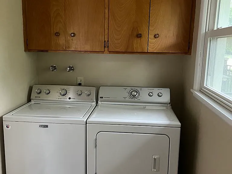 735 N 2nd St #1 — Photo 11