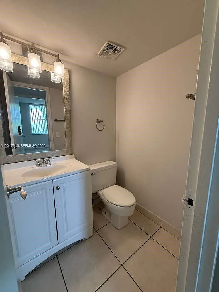 Building Photo - 1800 Sans Souci Blvd #442