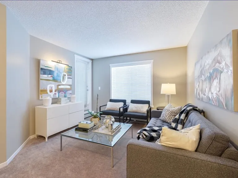 3011 James Mowatt Trl SW — Photo 3