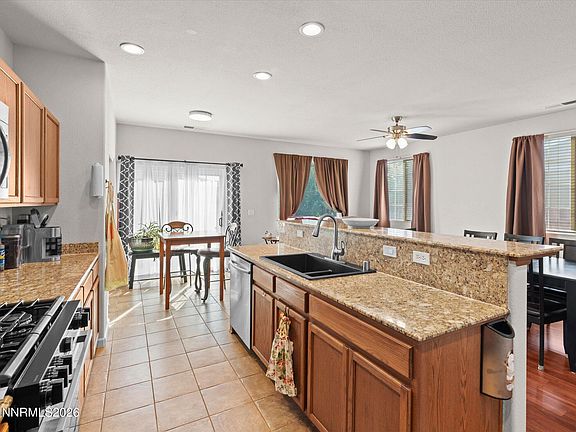 2nd image of 9045 Andraste Way