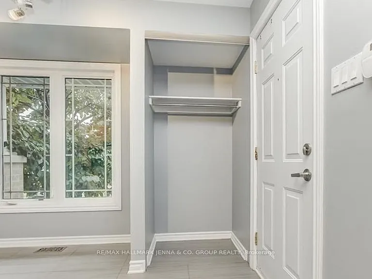 395 Chapman Mills Dr #A — Photo 2