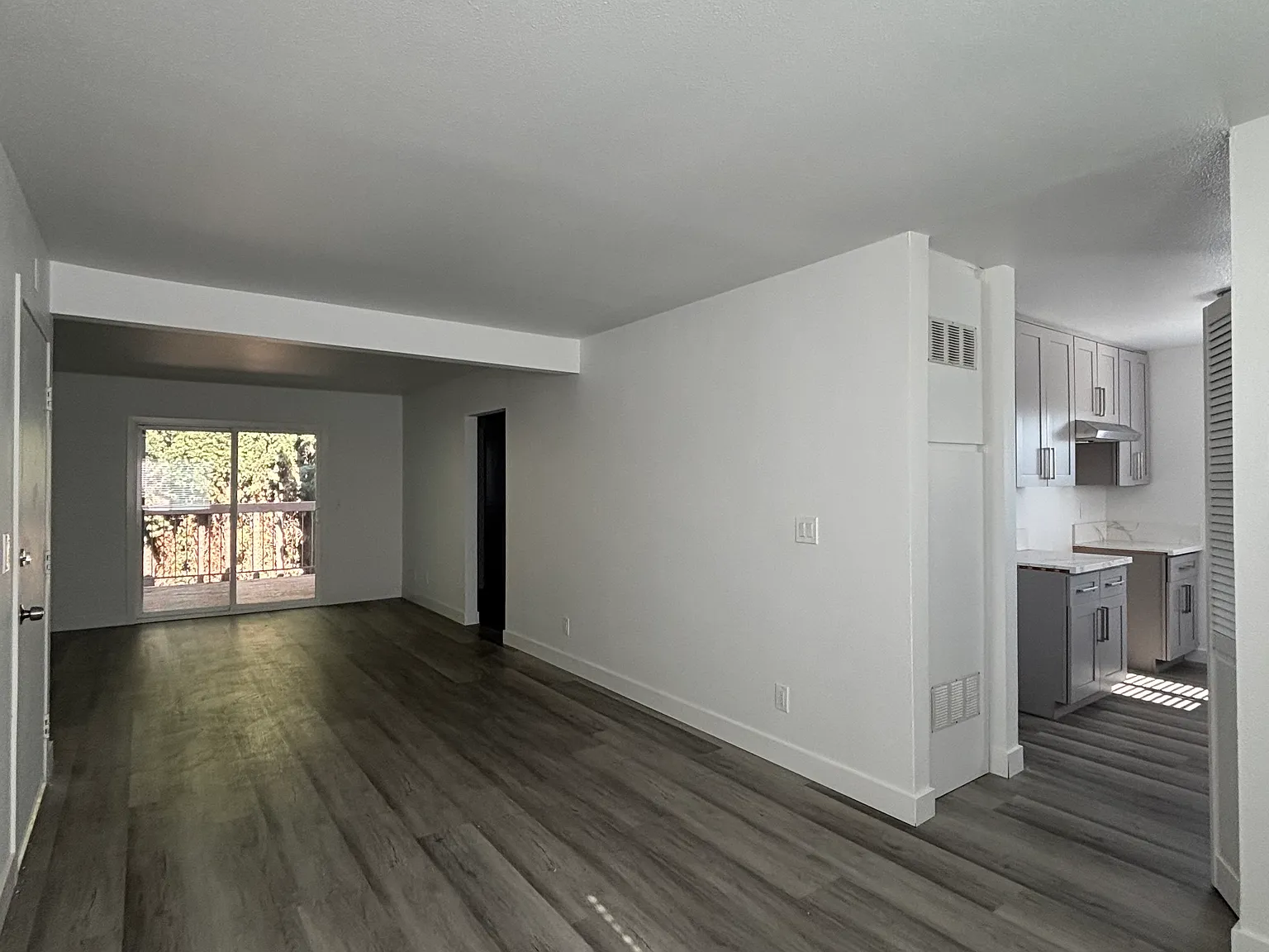 2 bed, $2,595 — Photo 3