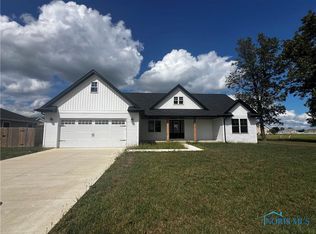 1354 Clairmont, Napoleon, OH 43545