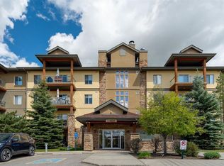 92 S Crystal Shores Rd #4214, Okotoks, AB T1S2N1