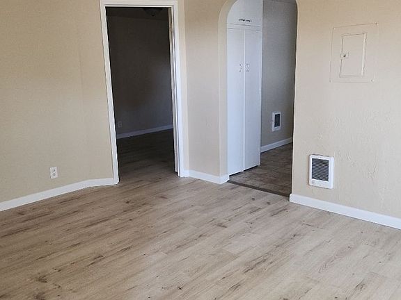 3rd image of 531 N Holly St APT A