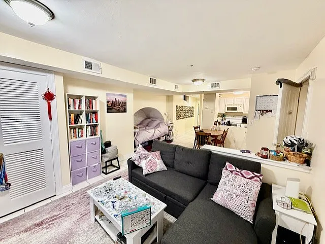 34 Mount Vernon St #G — Photo 5
