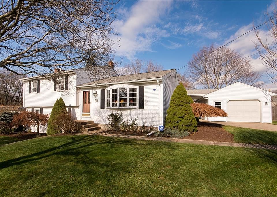 1st image of 60 Turner Dr