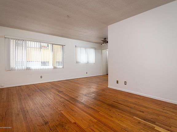 3rd image of 1435 N Fairfax Ave APT 7