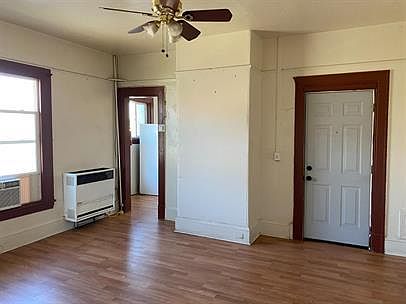 1st image of 44 W Acacia St #460b3cf9f