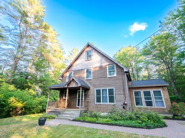 4 Windsor Pl, Poland, ME 04274