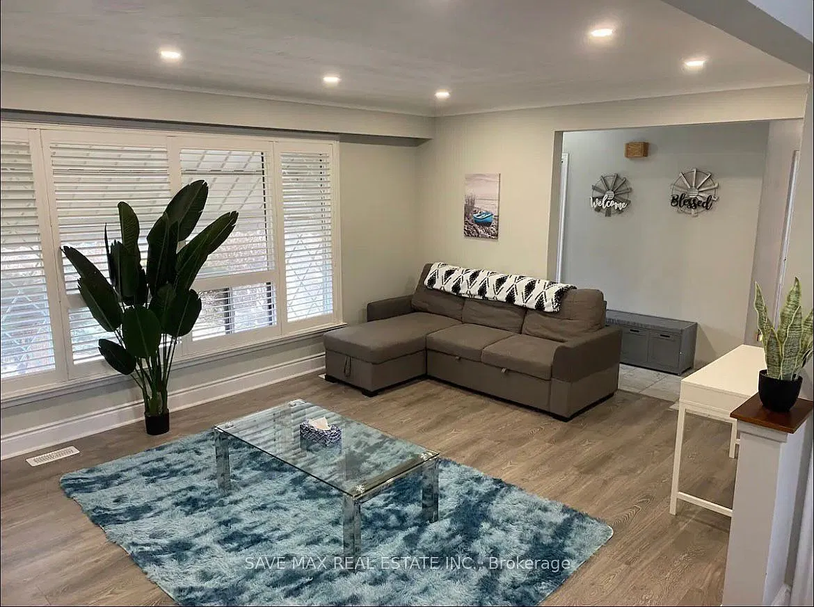 5 bed, $2,900 — Photo 2