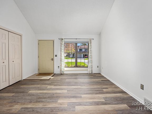 3rd image of 767 Bradford Pl NE #12
