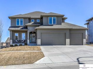 19836 Bellbrook Blvd, Gretna, NE 68028