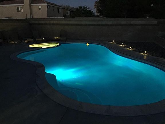 2140_NightPool_1