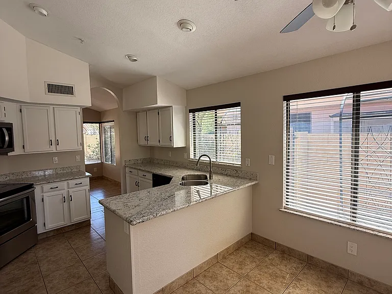 12702 N 95th Way — Photo 14