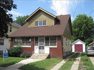 1st image of 1429 Fremont Ave NW
