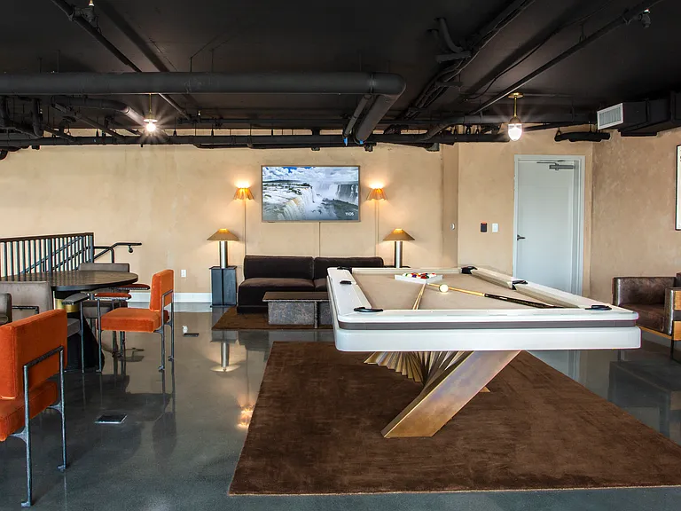 Crenshaw Lofts — Photo 28