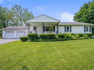 748 Pelis Rd, Newark, NY 14513