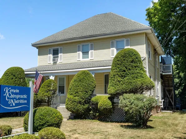 164 Main St #2, Gorham, ME 04038