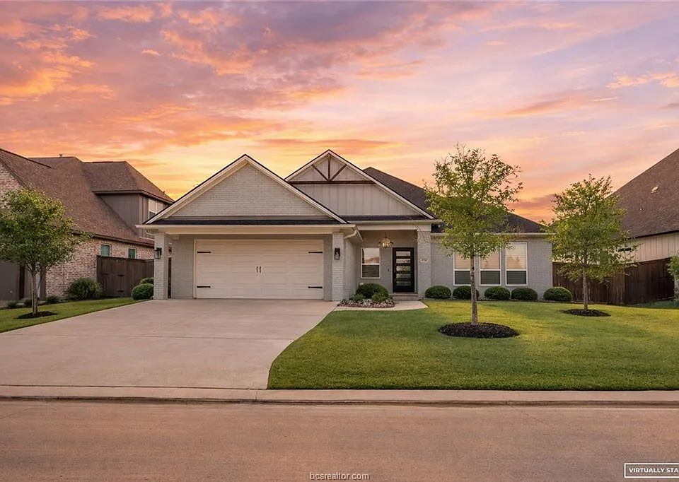1736 Blanco Bend Dr