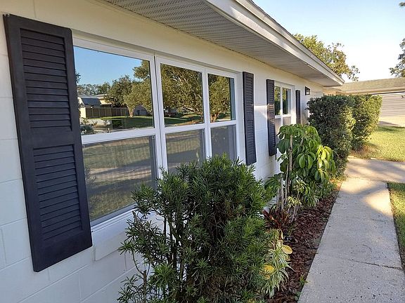 5th image of 2712 Yorkshire Dr