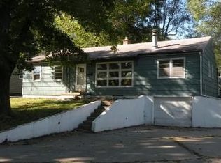 2820 S Appleton Ave, Independence, MO 64052