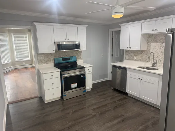 168 Liberty St Unit 1, Meriden, CT 06450