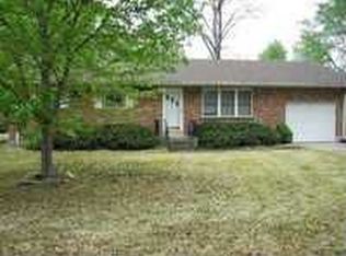 2015 Meadow Vue Dr, Saint Charles, MO 63301