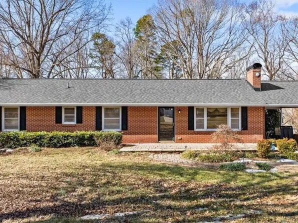 4136 Arden St, Clemmons, NC 27012