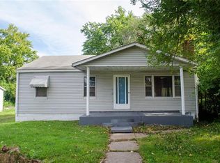 1819 Harvest Ave, Cahokia, IL 62206