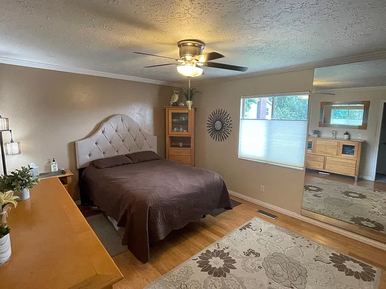 643 Creek View Rd — Photo 7