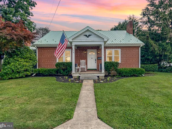 118 E Welty Ave, Dillsburg, PA 17019