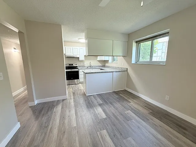 81 Lemans Ct — Photo 1