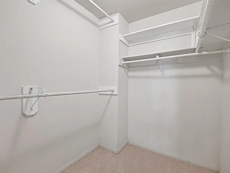 1806 Oak Ridge Dr — Photo 26